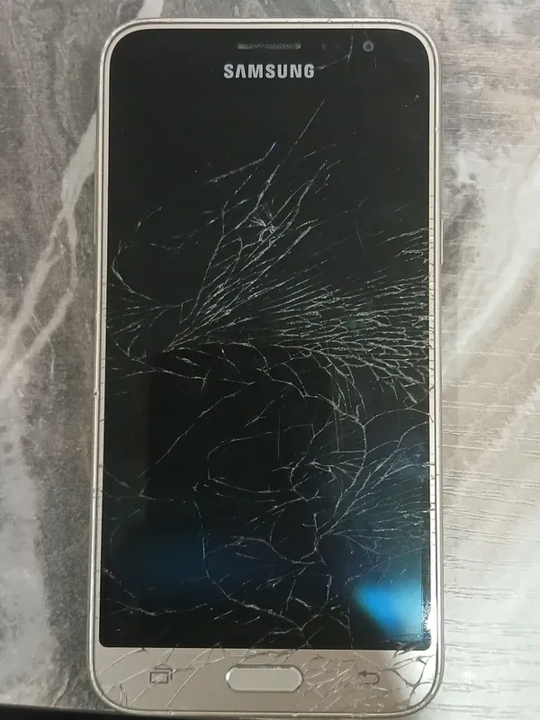 Samsung j3, Redmi go. На запчасти — фото 2