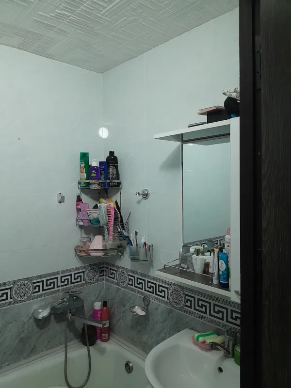 Mirobod tumani Qoyliq massiv 4 da 2 xona 4 etaj uy — фото 2