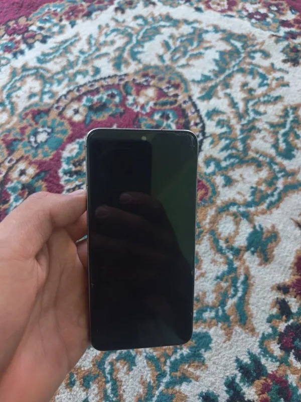 Samsung Galaxy S22 2