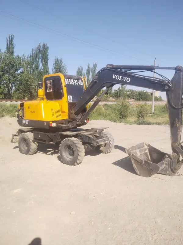 Ekskavator maxsus texnika 1 Ekskavator maxsus texnika 1