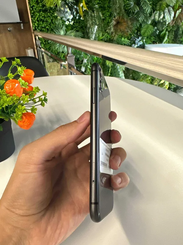 iPhone 11 64gb Black 6 iPhone 11 64gb Black 6