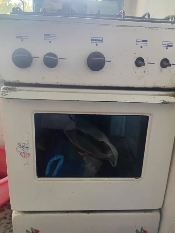 Gaz plita sotiladi 600 ming yana kelishiladi 2 Gaz plita sotiladi 600 ming yana kelishiladi 2