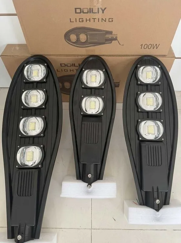 Уличный LED светильник Cobra RKU 100–200W для столбов 1