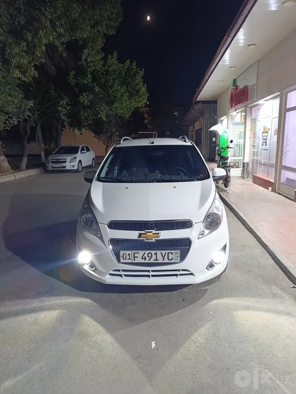 Чистый Chevrolet Spark 2021 года, автомат 1 Чистый Chevrolet Spark 2021 года, автомат 1