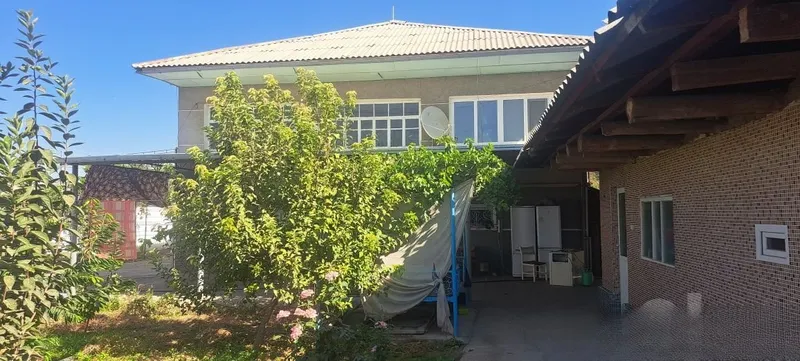 Продается дом в Янгибазаре не далеко от центра 6 соток 1 Продается дом в Янгибазаре не далеко от центра 6 соток 1