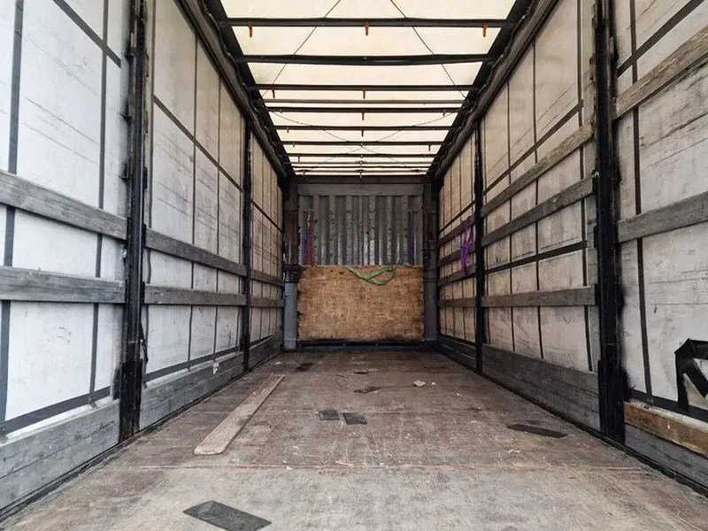 Тентованный грузовик DAF XF 480 SSC 6x2 5