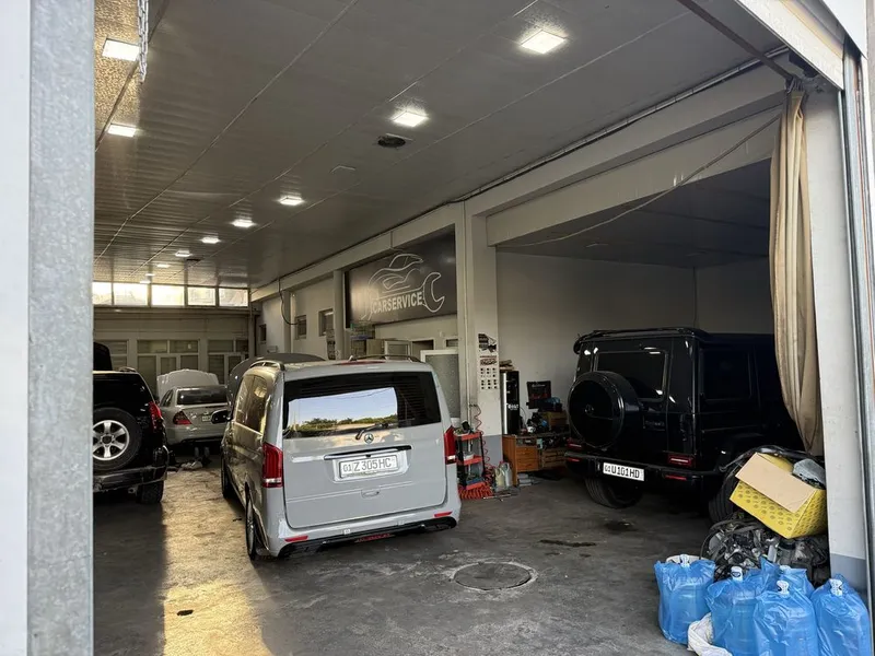 Продаётся автосервис на улице Ипакчилик 5 Продаётся автосервис на улице Ипакчилик 5