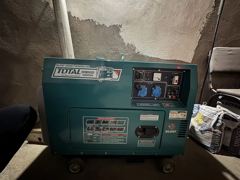 Продается генератор, Generator 5 kw. Sotiladi