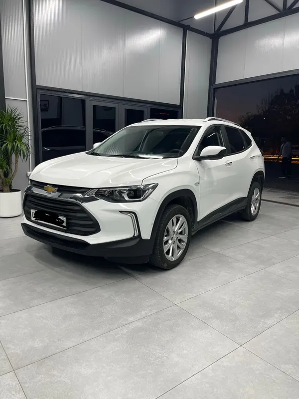 Tracker 2 LTZ avtomobil sotiladi ! 1 Tracker 2 LTZ avtomobil sotiladi ! 1