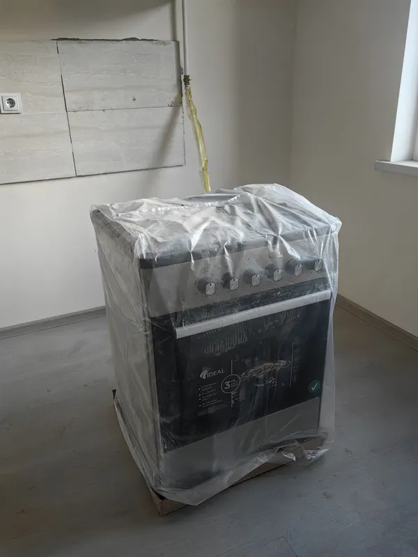 Продам газовую плиту 3