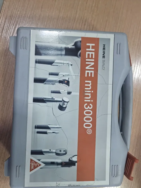 HEINE MINI 3000 Oftolmologlar Lor vrachlar uchun 1 HEINE MINI 3000 Oftolmologlar Lor vrachlar uchun 1