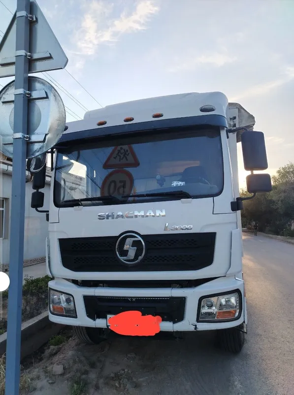 Shacman L3000 furgon shto'rkali 9metr