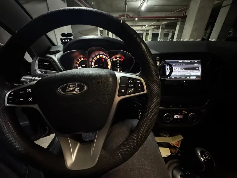 LADA Vesta SW идеальный семейный универсал Состояние сел и поехал 8 LADA Vesta SW идеальный семейный универсал Состояние сел и поехал 8