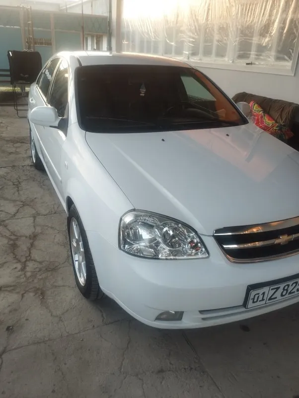 Продаётся ЛАСЕТТИ 18