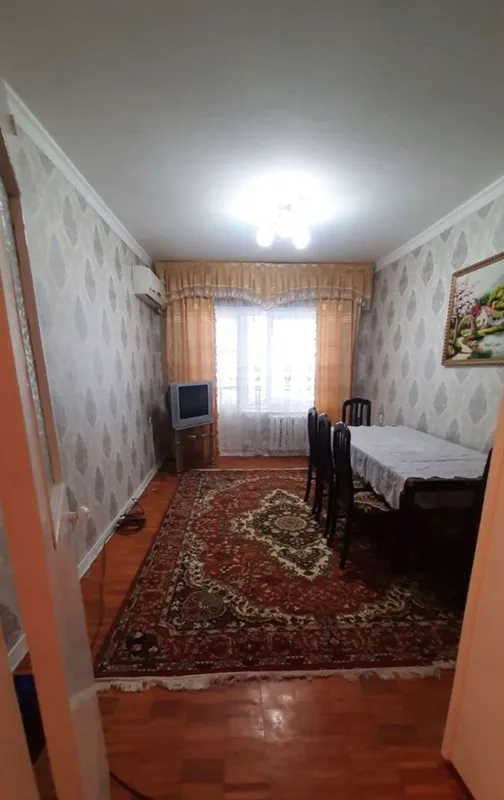 Продажа 3к, Ахмад Югнаки