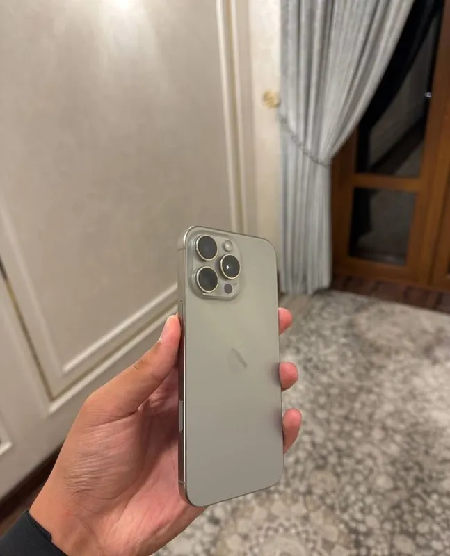 iPhone 16 Pro Max 3 iPhone 16 Pro Max 3