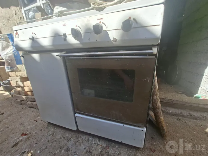 Продаётся газовая плита 1 Продаётся газовая плита 1