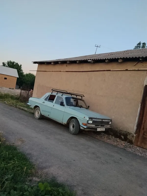 Ijarachi qoyamz 3xonali uy