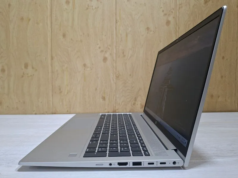 HP ProBook 450 G10 — фото 1