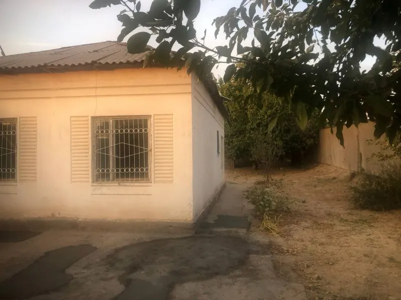 Toshkent .vil. O’rtachirchiq . орентр. ТашМоре 6 сотх 6 хона xovli uy