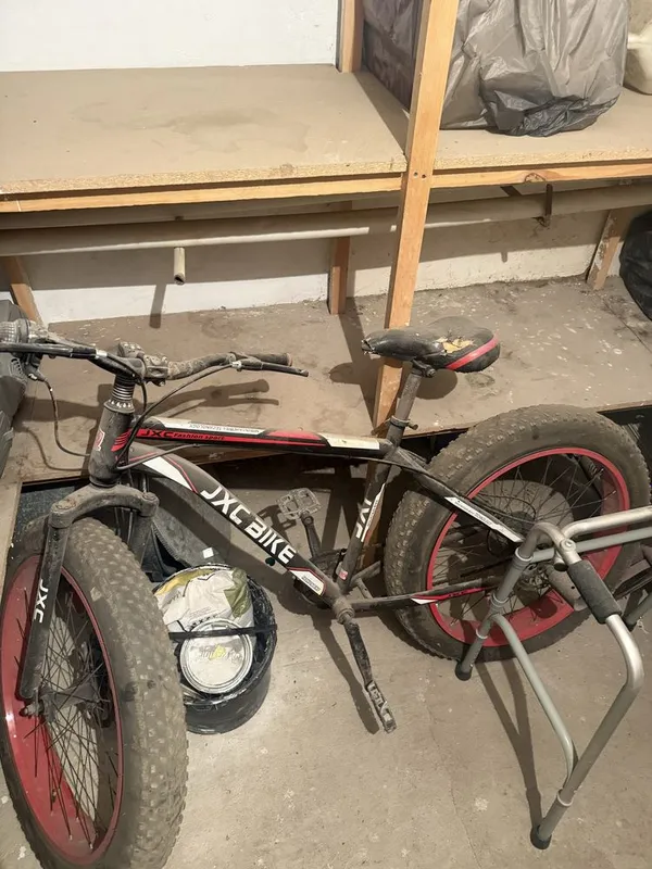 Velik JXC bike holati yaxshi