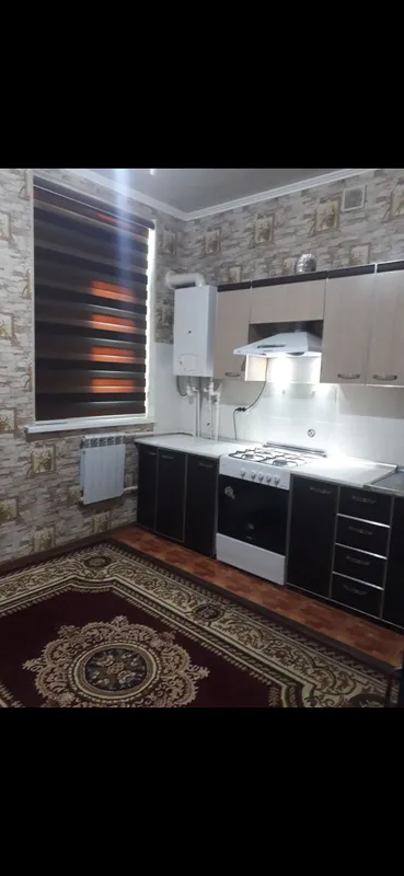 Центрда 24сааттың қасындағы домда квартира сатылад — фото 6
