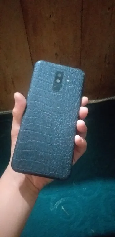 Samsung a6+ holati ideal