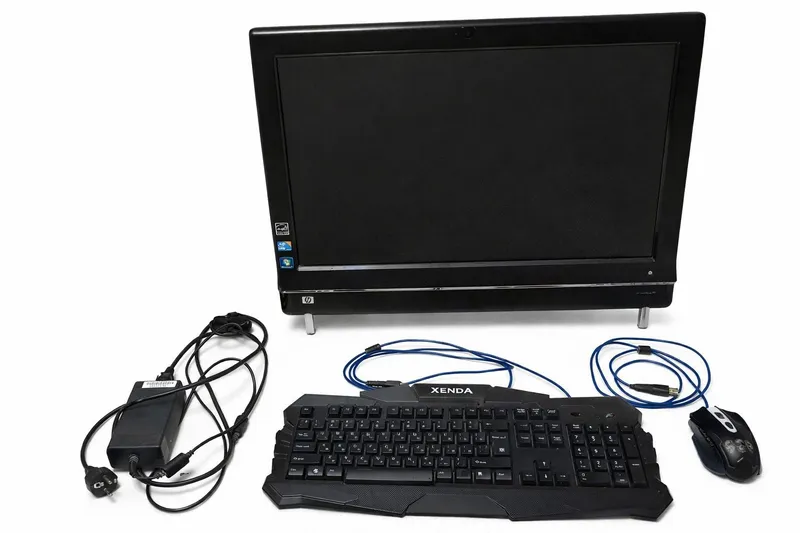 HP monoblok kompyuter (klaviatura va sichqoncha bilan) — фото 1