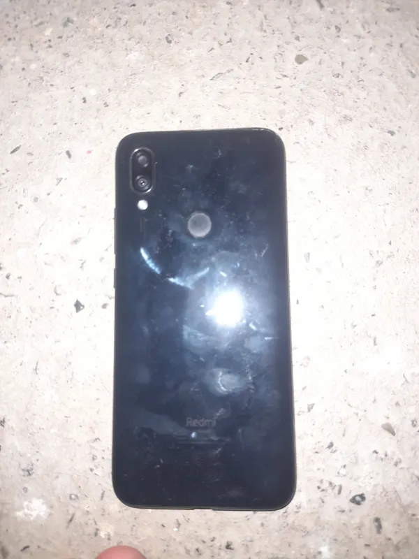 Redmi 7 gb 16 RAM 2   Arzon 200 ming so‘m olinglar — фото 1