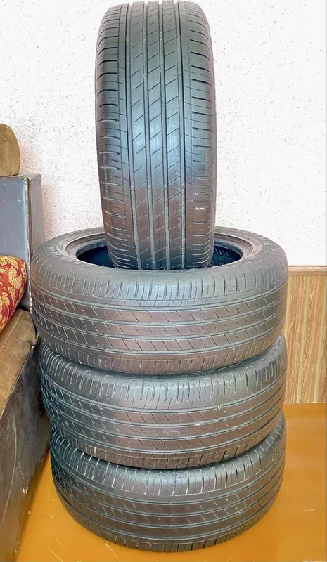 Шины Good Year 215/55R17 2