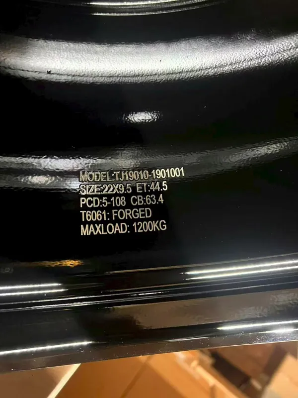 Zeekr 9x Maybach diska R22 3 Zeekr 9x Maybach diska R22 3