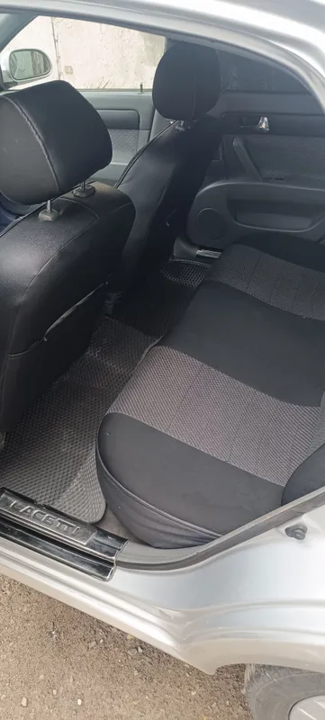 Продам машину Daewoo Лассети 8 Продам машину Daewoo Лассети 8