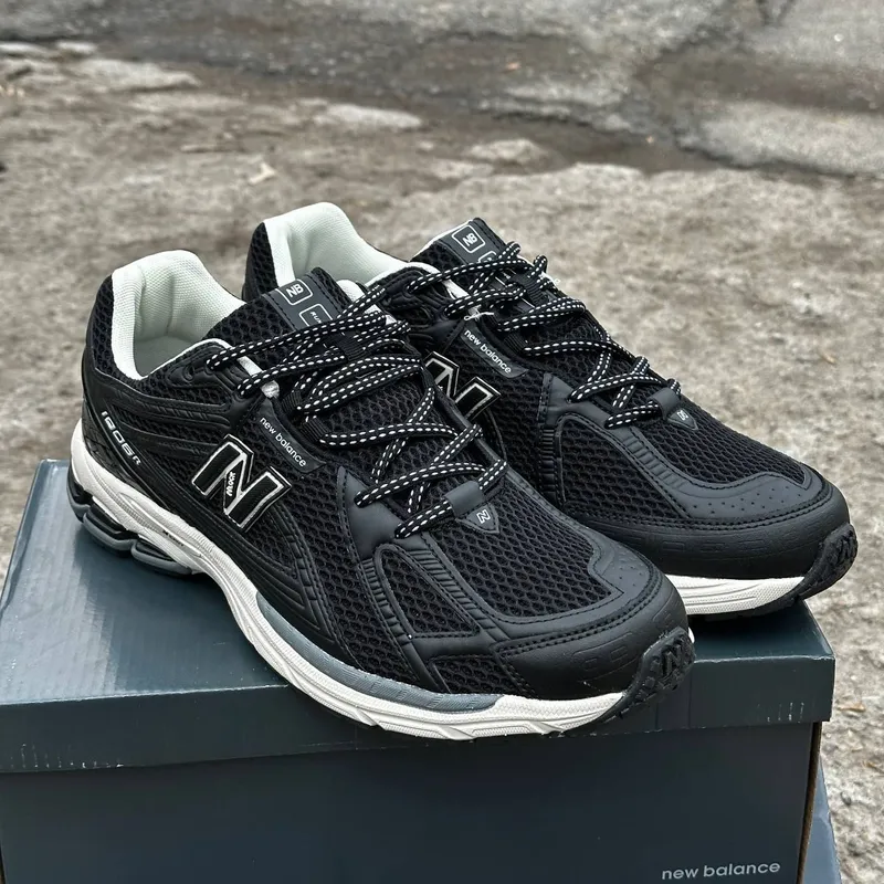 New balance 1906R