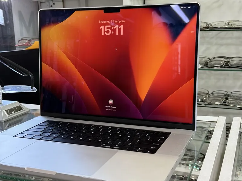 MacBook Pro M1 Pro 16 1 MacBook Pro M1 Pro 16 1