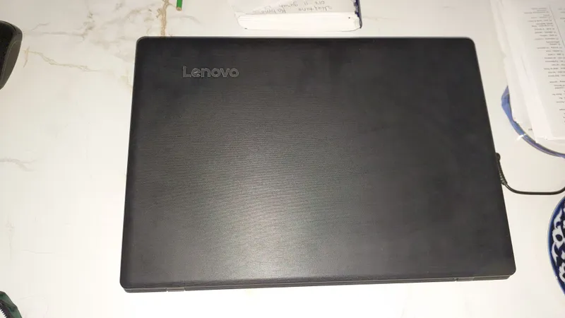 notbuk lenova 1 notbuk lenova 1