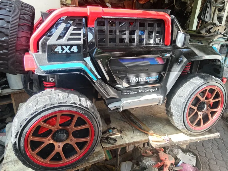 Bolalar mashinasini sotaman 2 Bolalar mashinasini sotaman 2