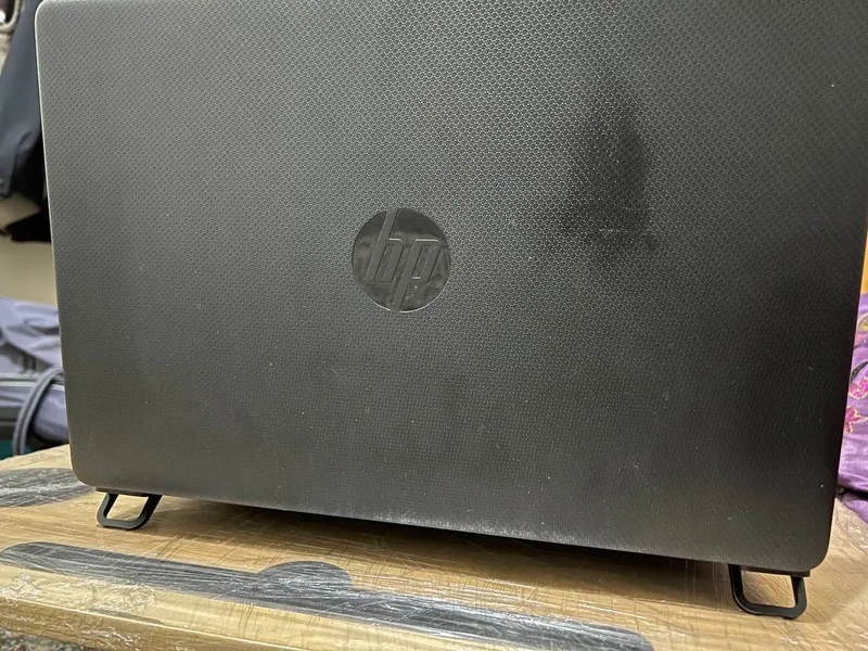 HP Laptop 15s-eq2xxx 6 HP Laptop 15s-eq2xxx 6