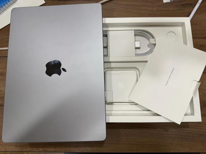 MacBook Pro 14" M1 Pro (10 CPU/14 GPU) 16GB/512GB 1