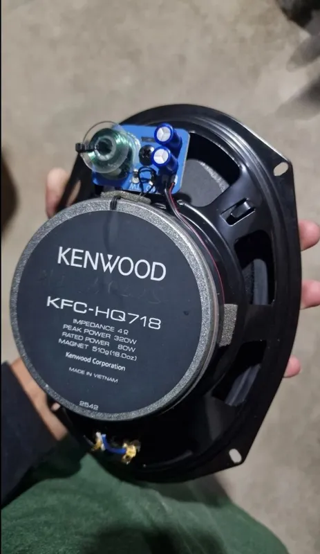 Kenwood KFC-HQ718