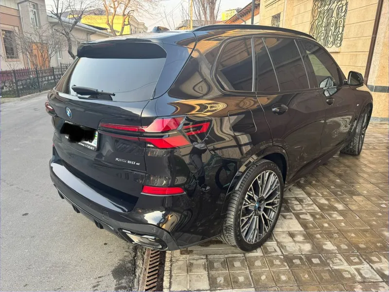BMW x5 50e xdrive — фото 3