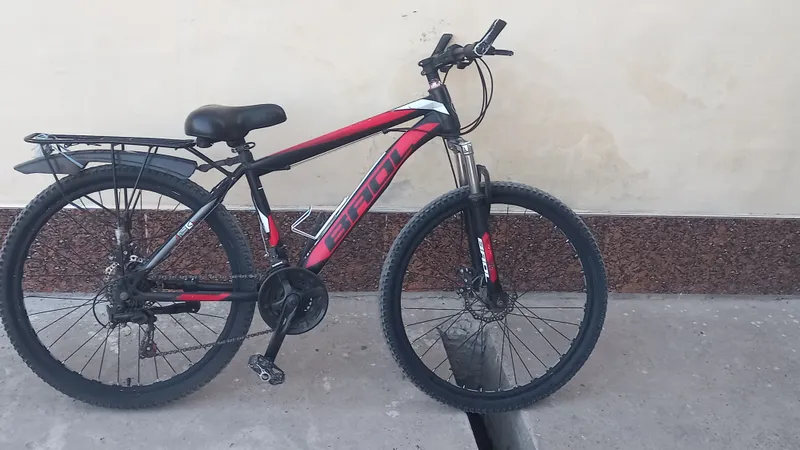 velik sotiladi 26 razmer 750 min kelishlnadi 1 velik sotiladi 26 razmer 750 min kelishlnadi 1