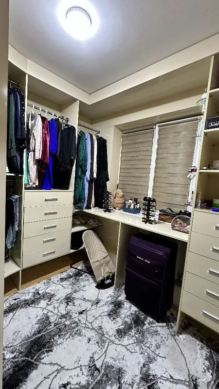 Срочно продаётся квартира с авторским ремонтом и гардеробной.. — фото 8