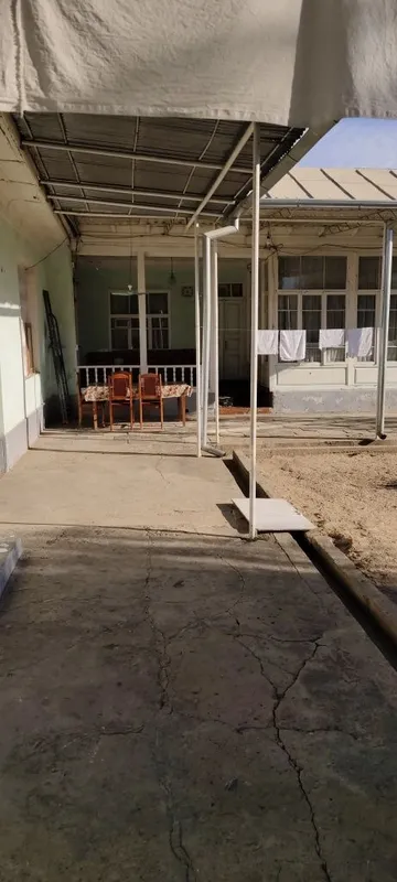 Уй ижарага берилади. Олмазор т. Бешқўрғон маҳ, Маданият тор кўча 3-уй,
