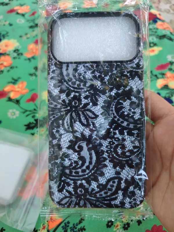 iphone 17promax chexol qorasi 200000sõm oqi 150000