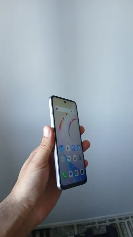 Infinix hot 60i sotiladi — фото 2