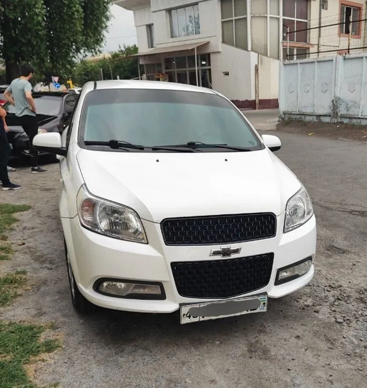 Xolati yaxshi malibu bar mers rul tanirofkaga ruxsati bor gazi bor