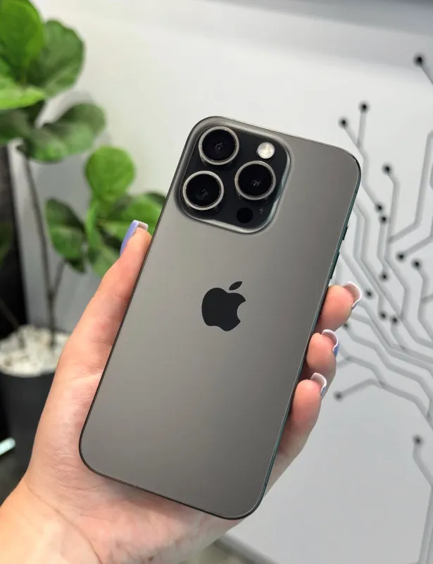 iPhone 15 Pro 128Gb Black Акк: 90% Родной 1
