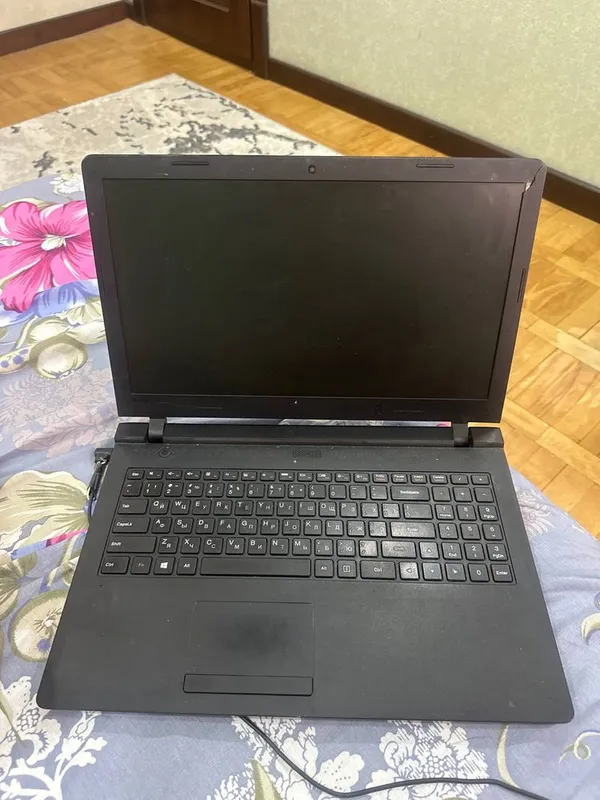 Ноутбук Lenovo 15.6” — фото 1