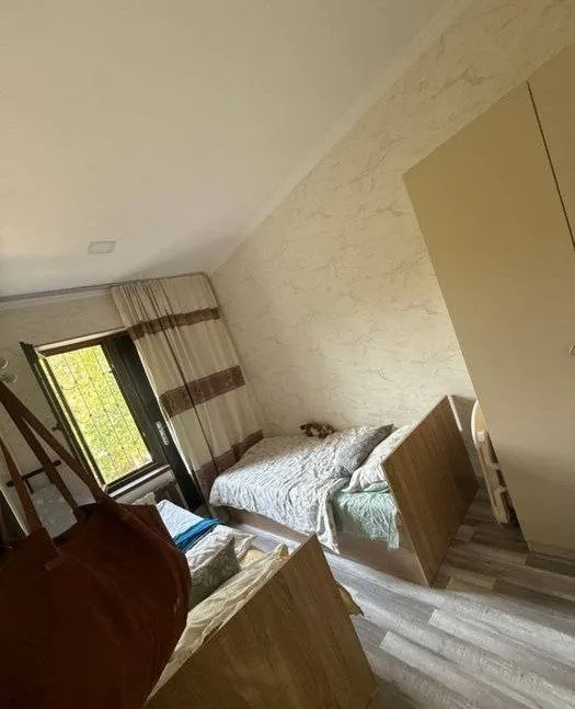 77-seriyali 3 xonali kvartira sotiladi 3