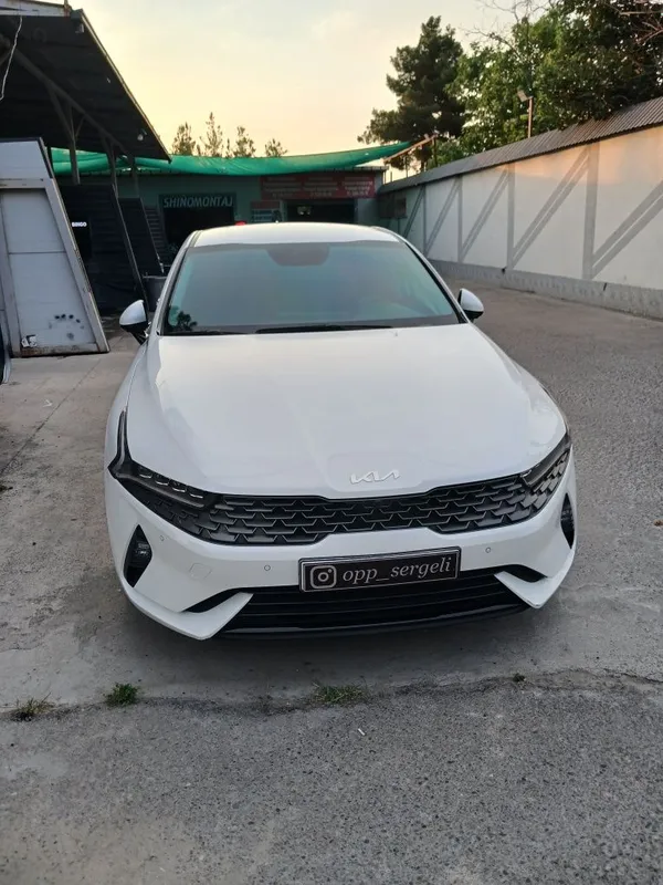 Kia K5 prestige pozitsiya Kia K5 prestige pozitsiya